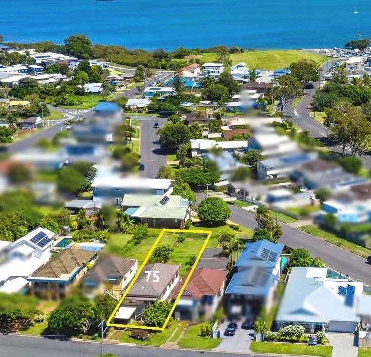 75 Seaville Avenue, Scarborough QLD 4020, Scarborough - Thumbnail 2