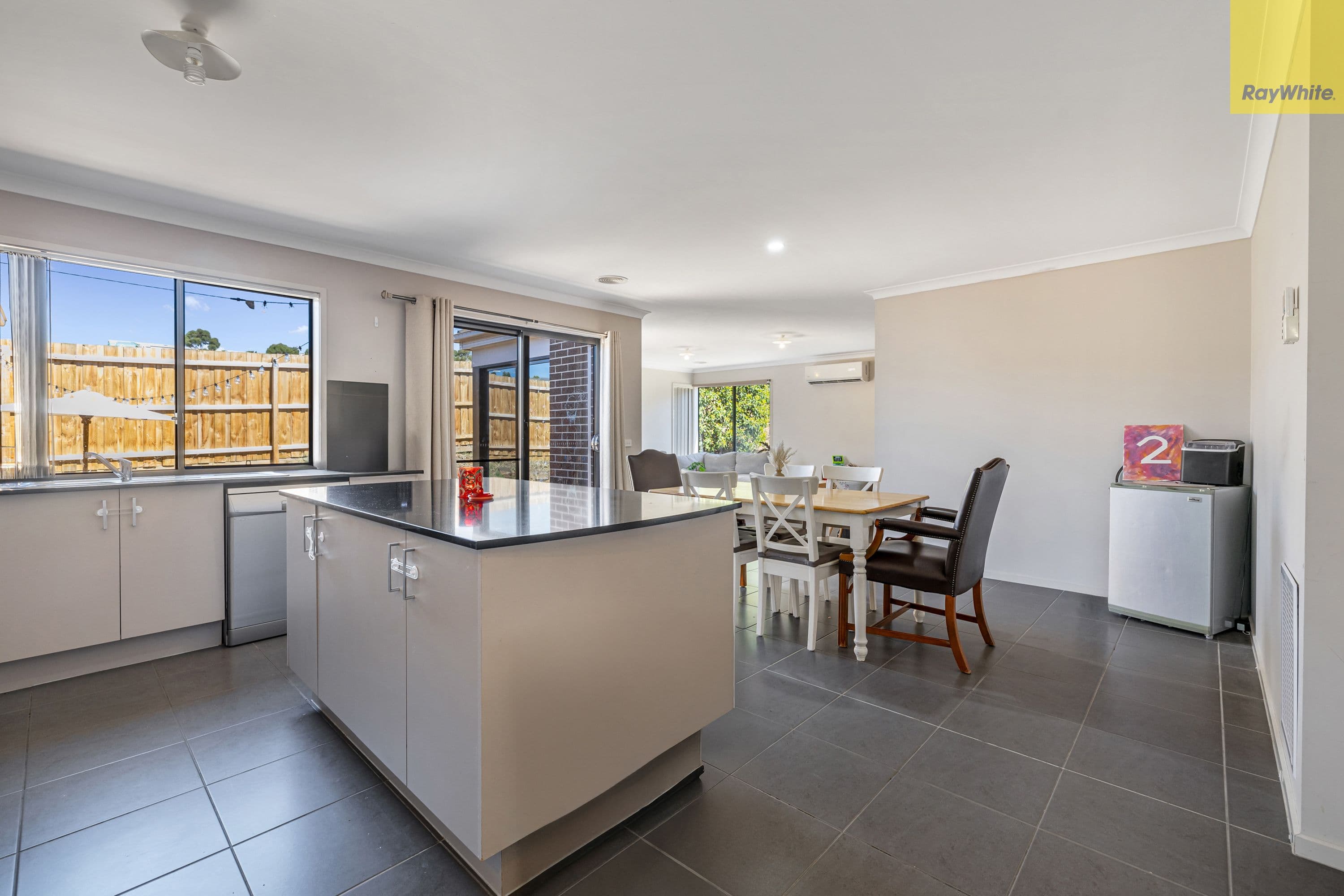 44 Silverdale Drive, Darley VIC 3340, Darley - Thumbnail 5