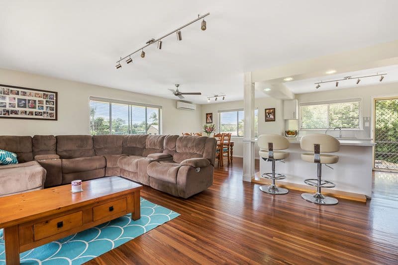 6 Pamphlett Place, Deception Bay QLD 4508, Deception Bay - Thumbnail 2