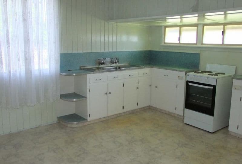 212 Tooley Street, Maryborough QLD 4650, Maryborough - Thumbnail 7