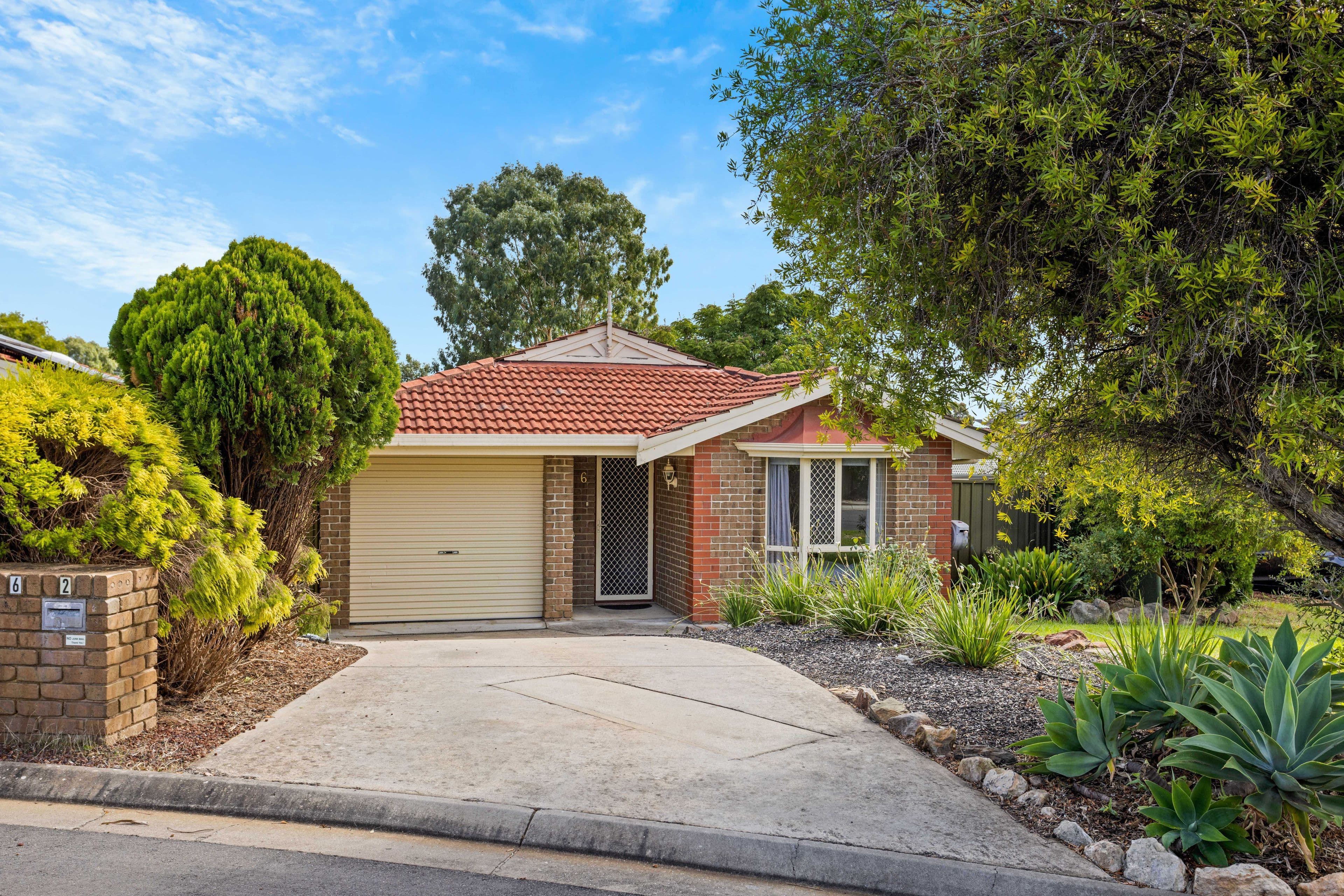6 Hume Court, Woodcroft SA 5162, Woodcroft - Image 1