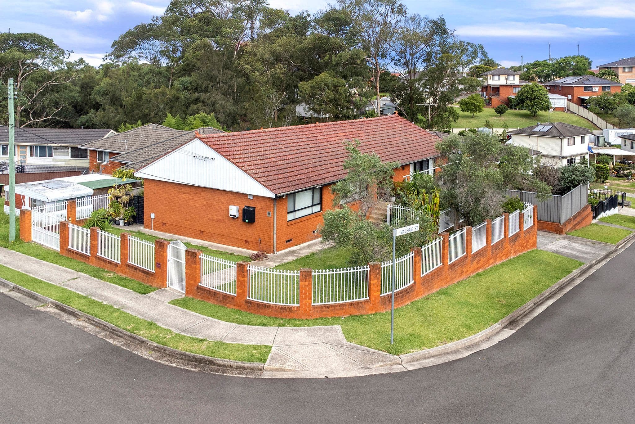 9 Verona Avenue, Mount Pritchard NSW 2170, Mount Pritchard - Thumbnail 2