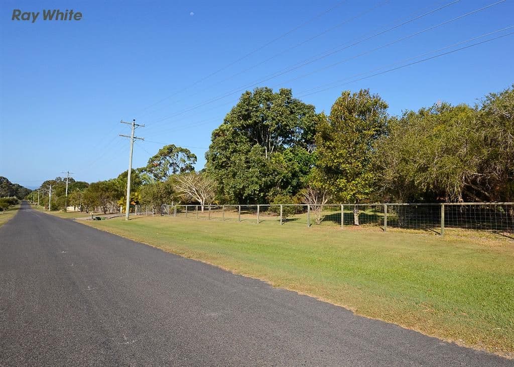 10 Sandrabarbara Drive, BOORAL QLD 4655, Booral - Thumbnail 8