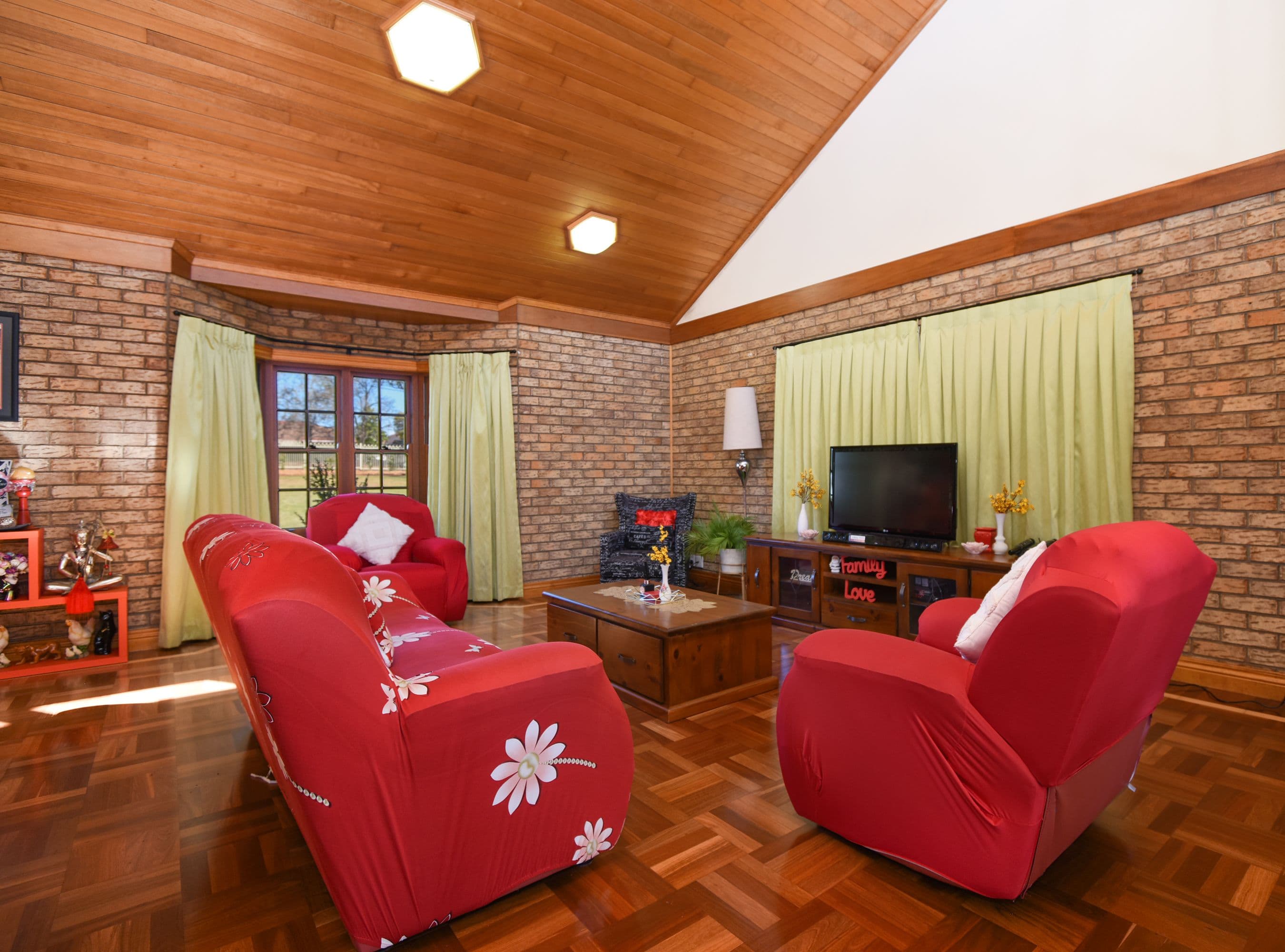 129 Spring Street, Middle Ridge QLD 4350, Middle Ridge - Thumbnail 5
