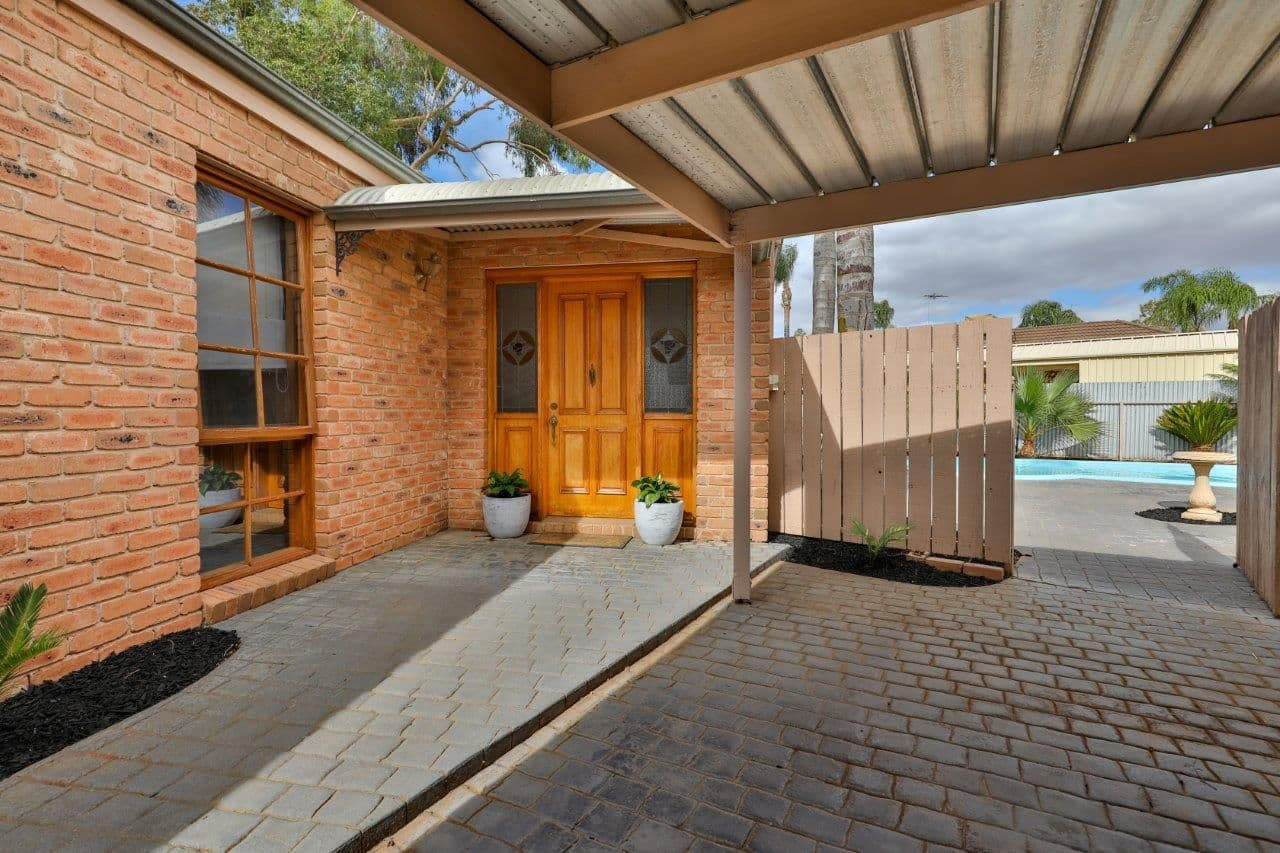 9 Pearse Court, Mildura VIC 3500, Mildura - Thumbnail 2