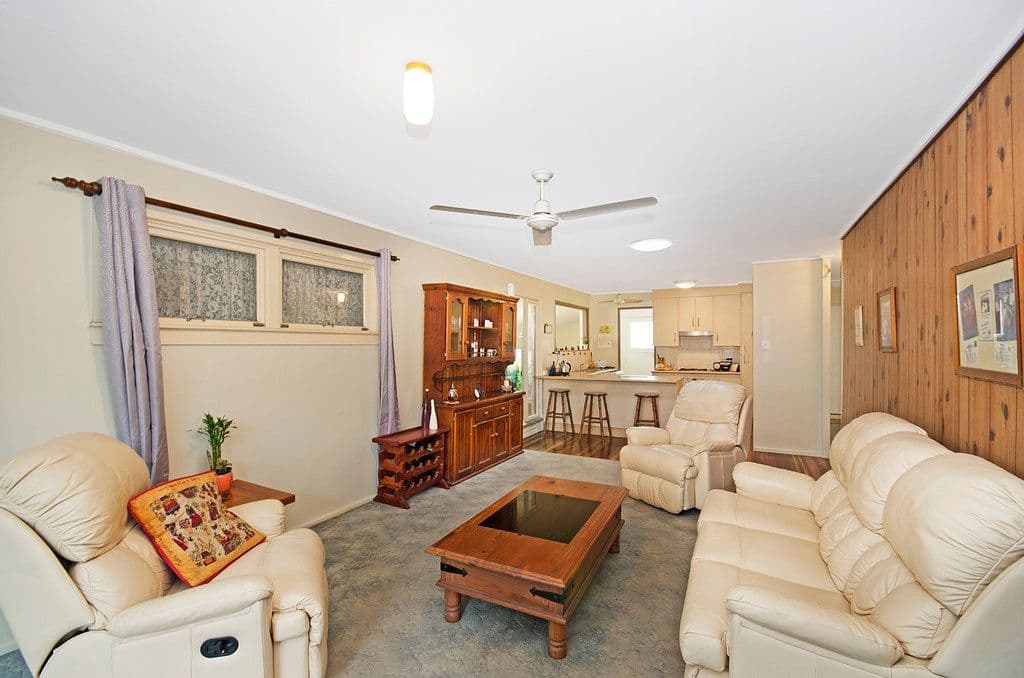 317 Stuart Drive, Wulguru QLD 4811, Wulguru - Thumbnail 5