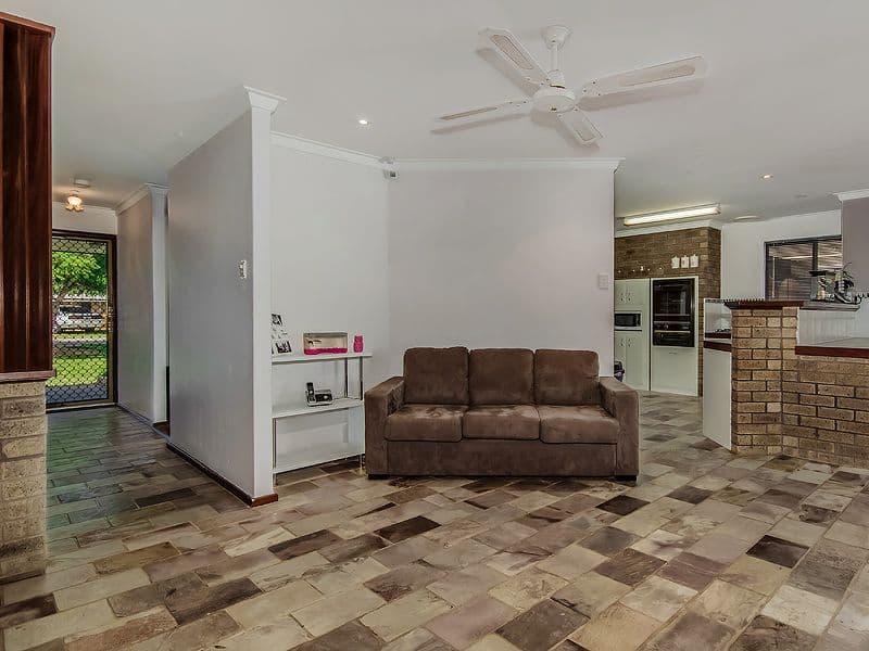 31 Hartland Way, WARNBRO WA 6169, Warnbro - Thumbnail 6