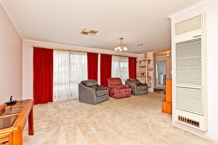 40 Dowling Avenue, HOPPERS CROSSING VIC 3029, Hoppers Crossing - Thumbnail 3