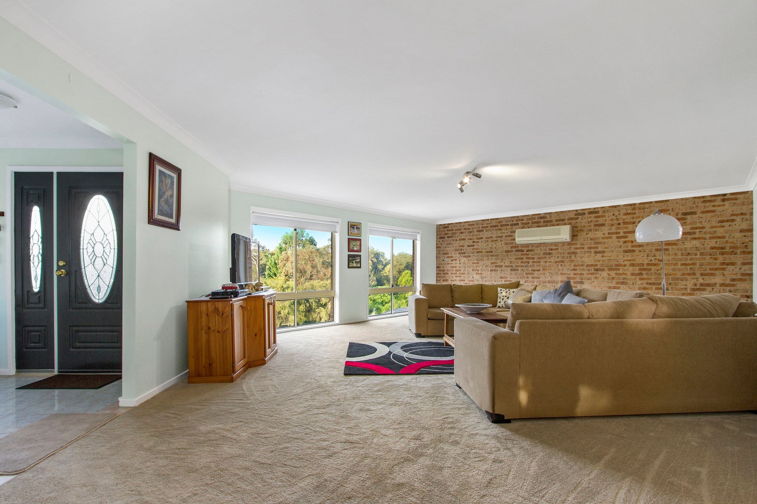 53 Karoola Crescent, Surfside - Thumbnail 3