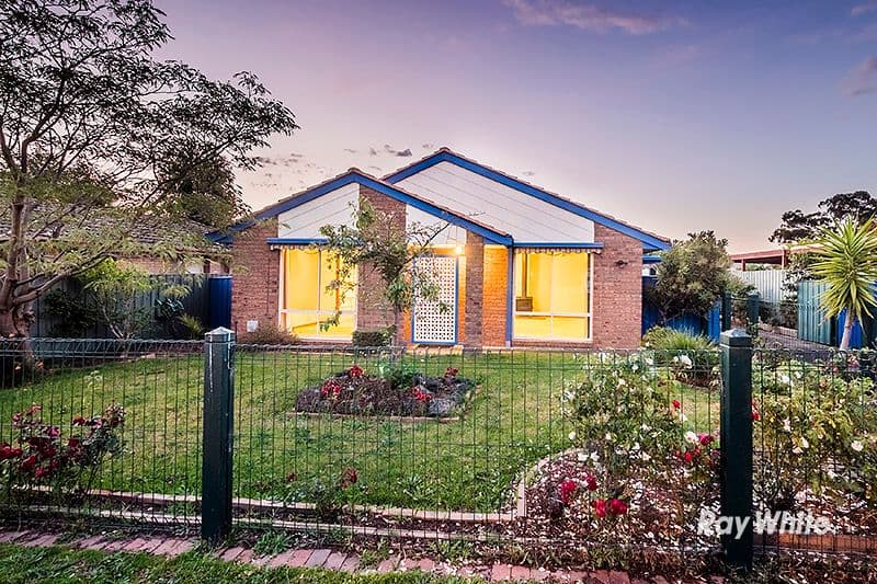 25 Hazelwood Avenue, Cranbourne North VIC 3977, Cranbourne North - Image 1