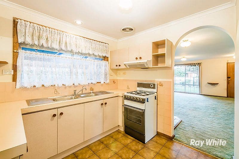 25 Hazelwood Avenue, Cranbourne North VIC 3977, Cranbourne North - Thumbnail 7