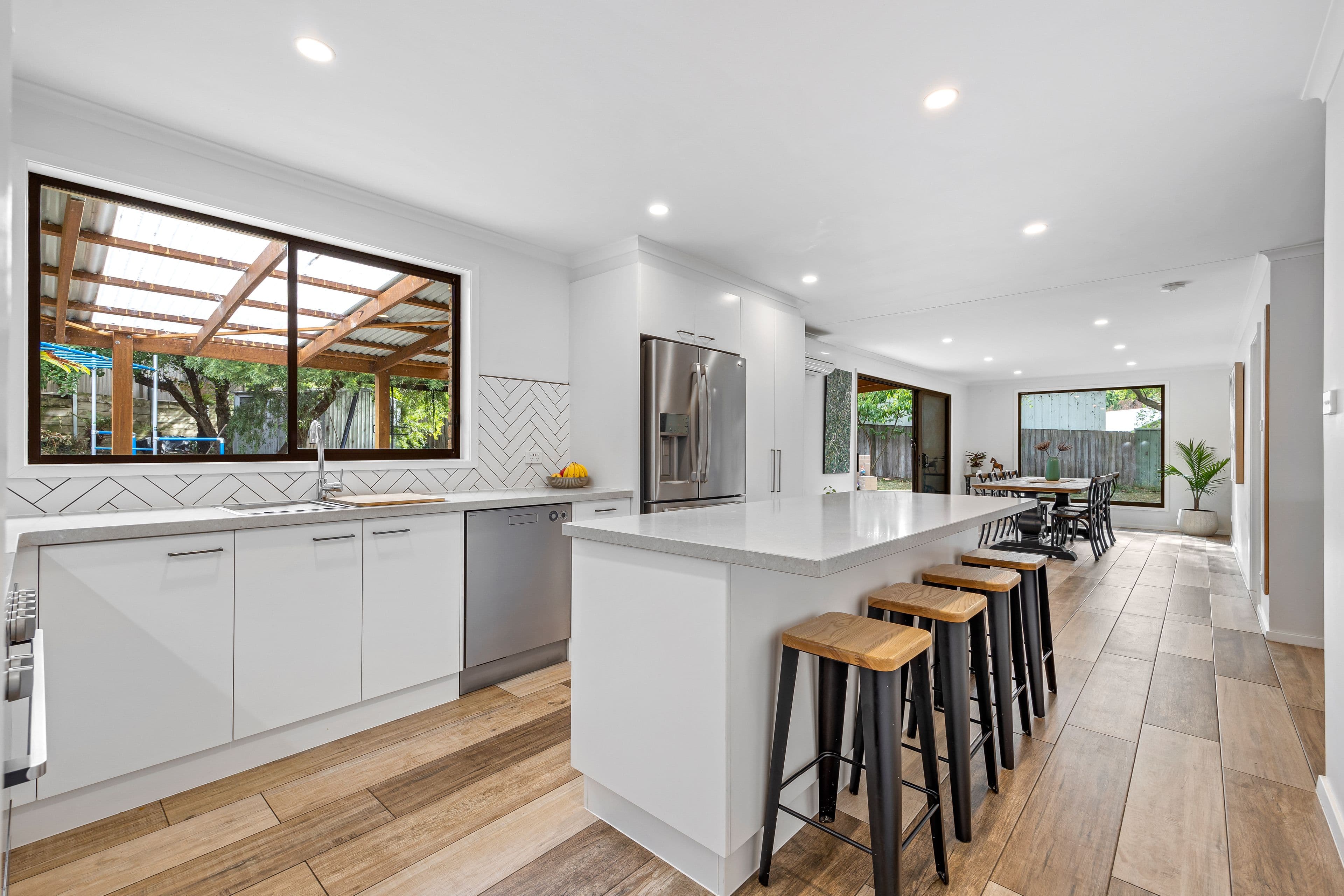 2 Sovereign Street, Golden Point VIC 3350, Golden Point - Thumbnail 2