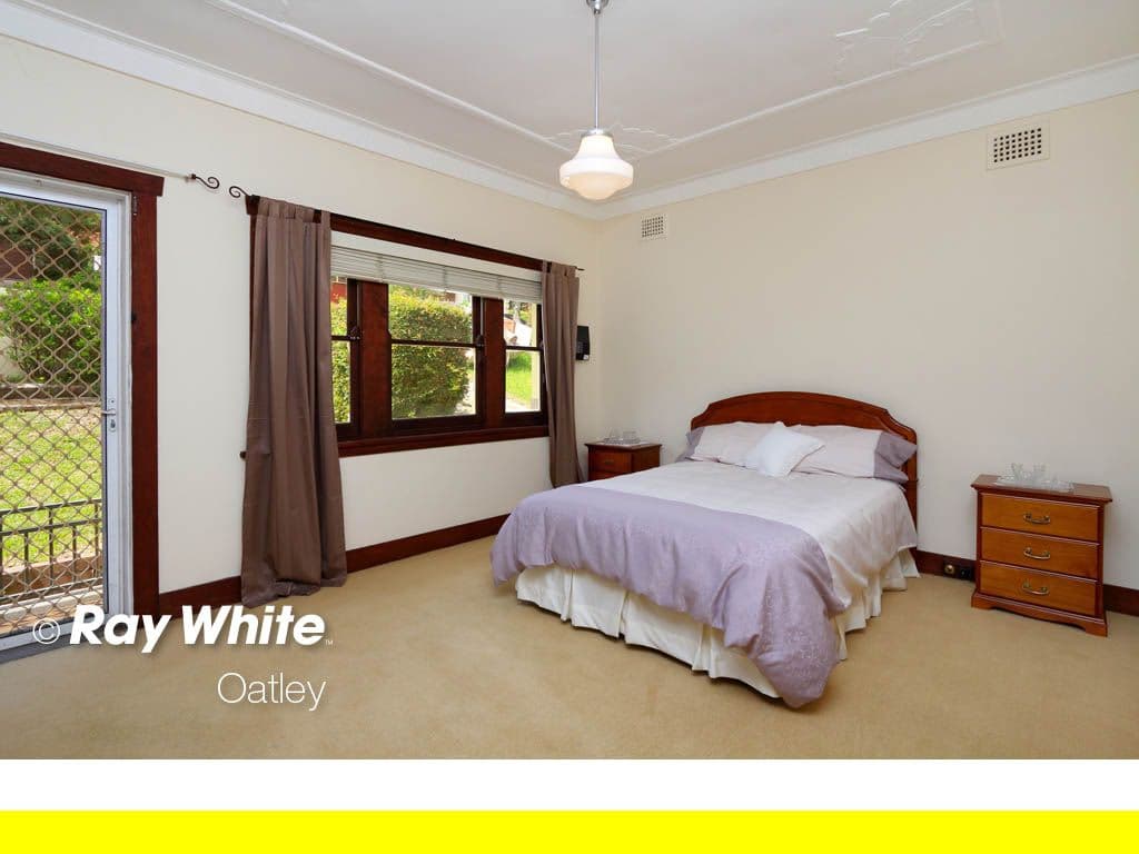 21 Pacific Avenue, PENSHURST NSW 2222, Penshurst - Thumbnail 3