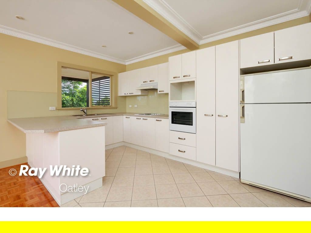 21 Pacific Avenue, PENSHURST NSW 2222, Penshurst - Thumbnail 5