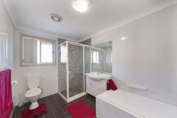 21 Mary Crescent, LIVERPOOL NSW 2170, Liverpool - Thumbnail 6
