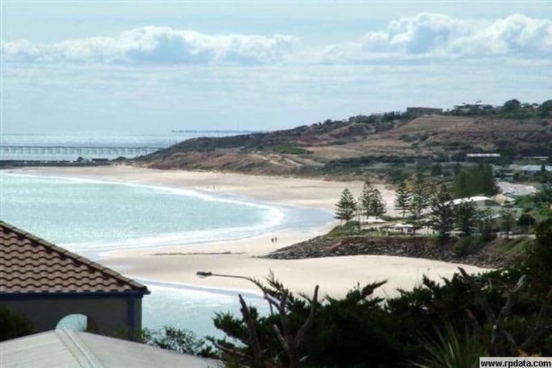7 Benny Avenue, PORT NOARLUNGA SA 5167, Port Noarlunga - Thumbnail 2