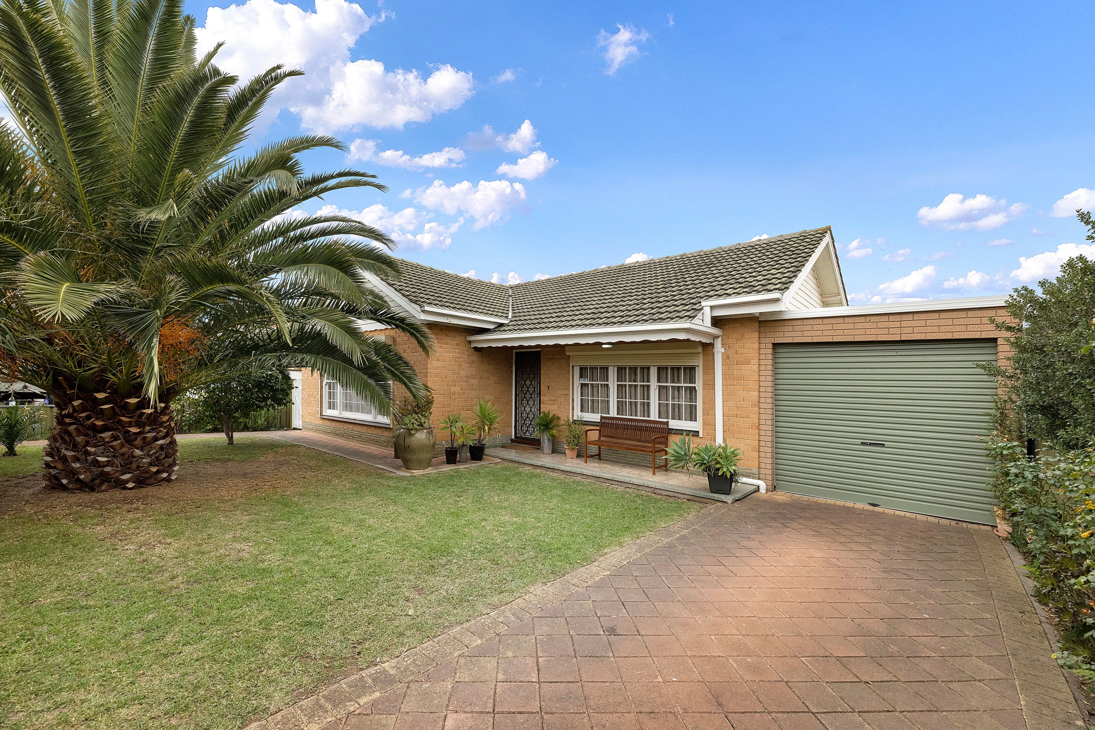 11 Gough Street, Ingham, QLD, Ingham - Thumbnail 2