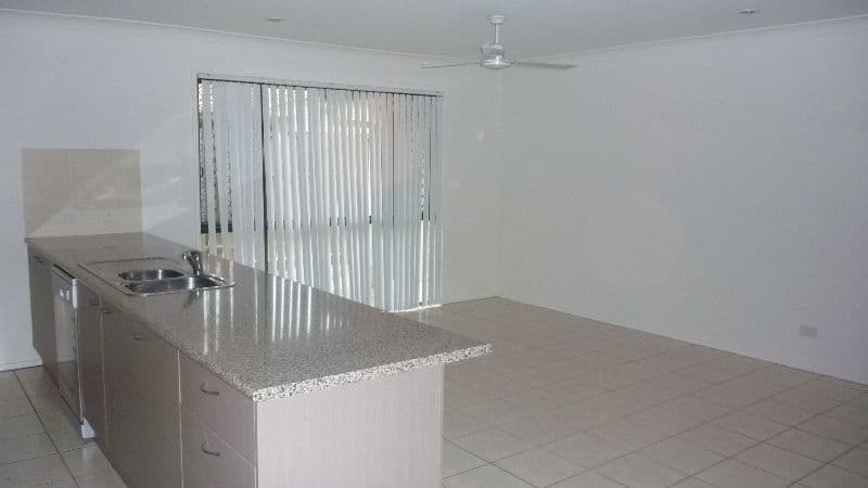 6 Pebbles Court, BERRINBA QLD 4117, Berrinba - Thumbnail 7