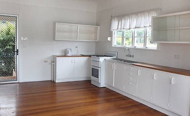 9 Parkdale Street, KEDRON QLD 4031, Kedron - Thumbnail 2