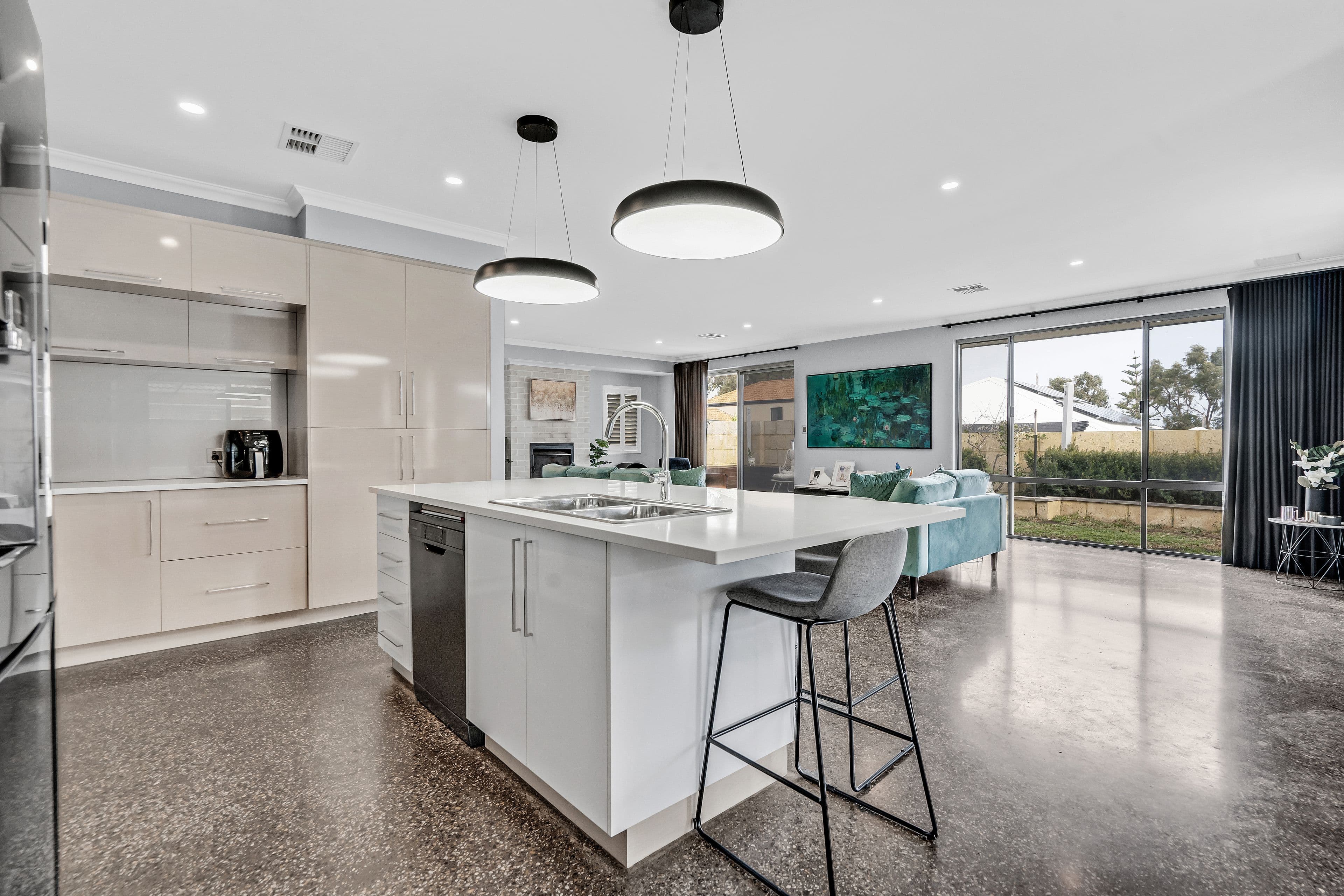 7 Endeavour Circle, Wannanup WA 6210, Wannanup - Thumbnail 2