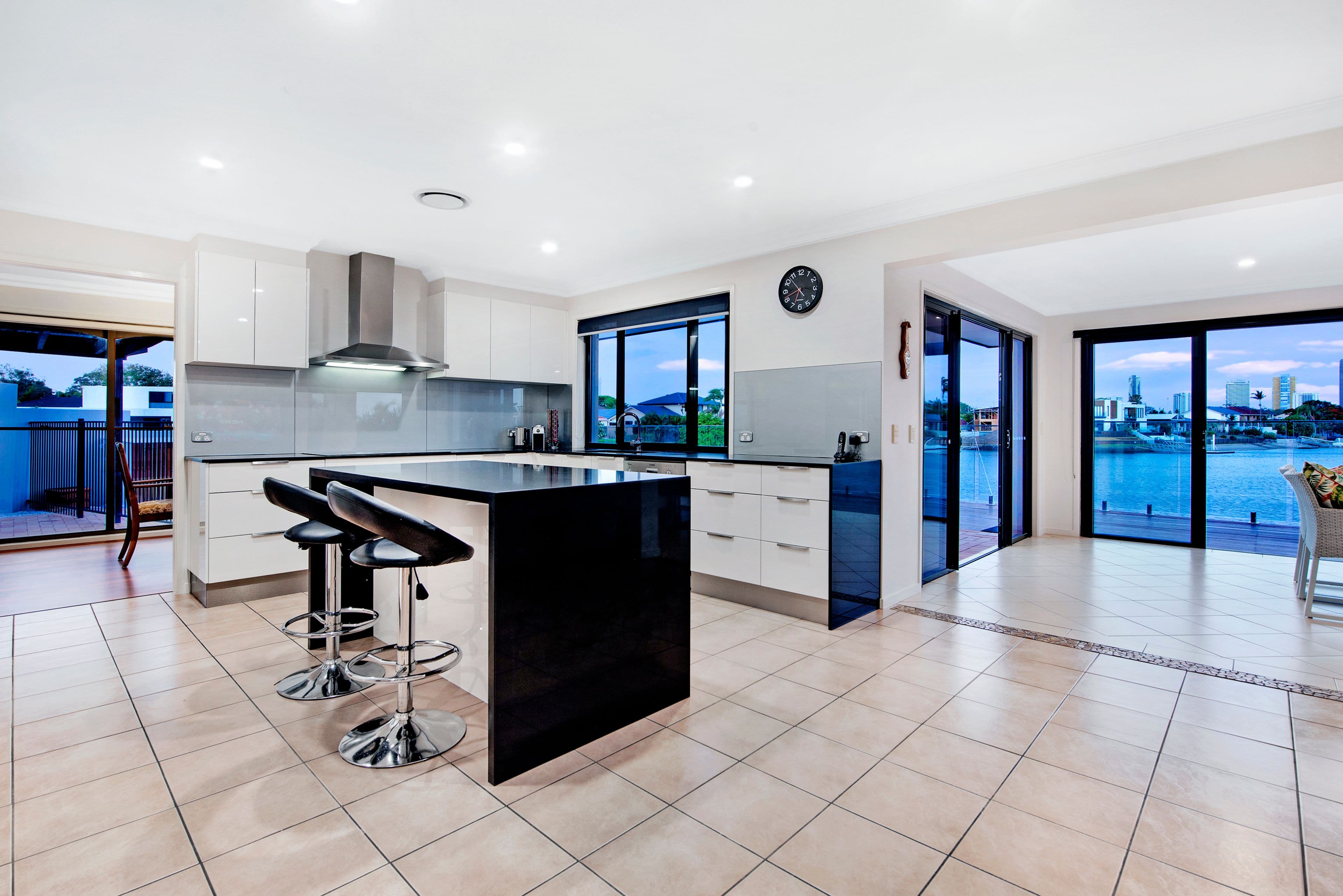 12 Moola Court, Broadbeach Waters QLD 4218, Broadbeach Waters - Thumbnail 6