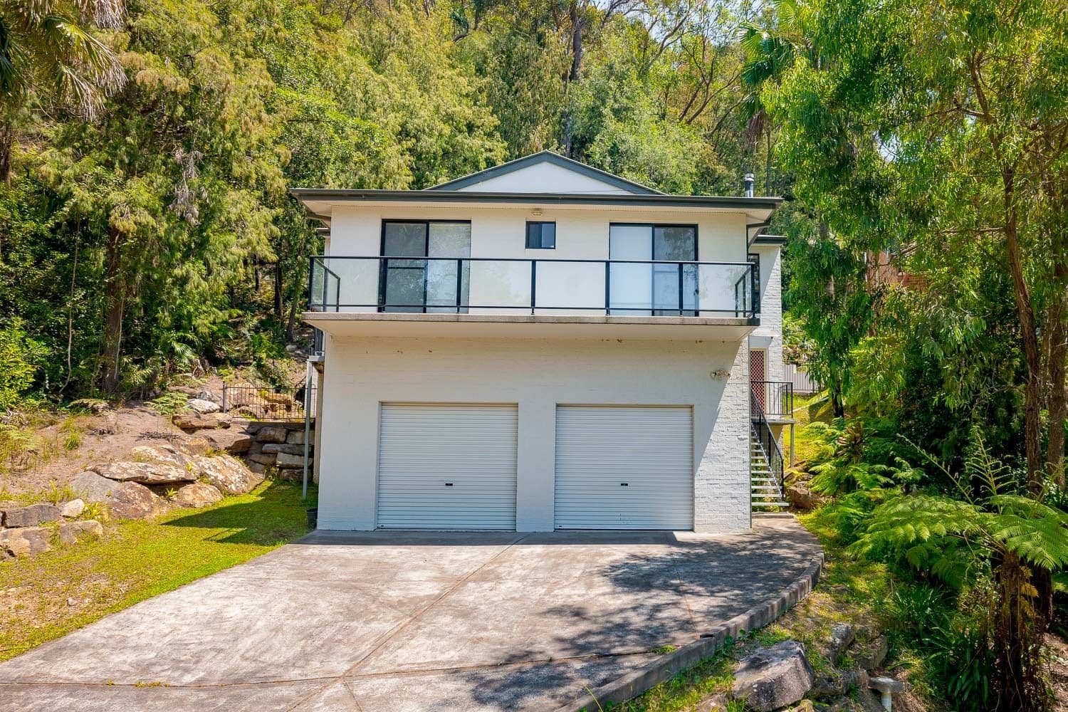 10 The Rampart, Umina Beach - Image 1