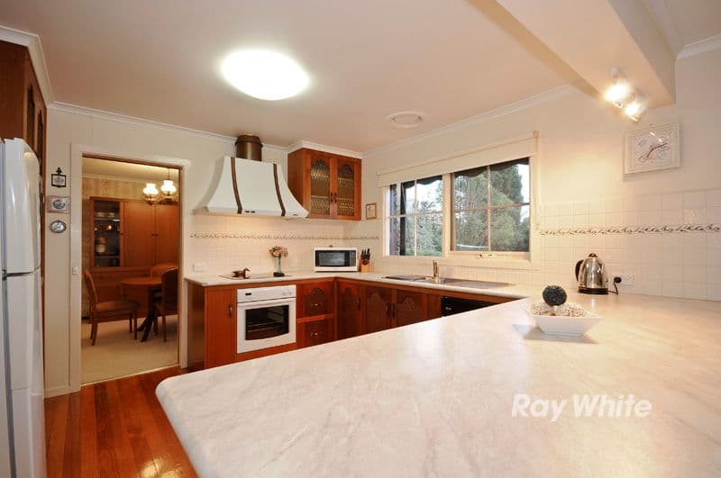 10 Alkira Court, WANTIRNA VIC 3152, Wantirna - Thumbnail 4