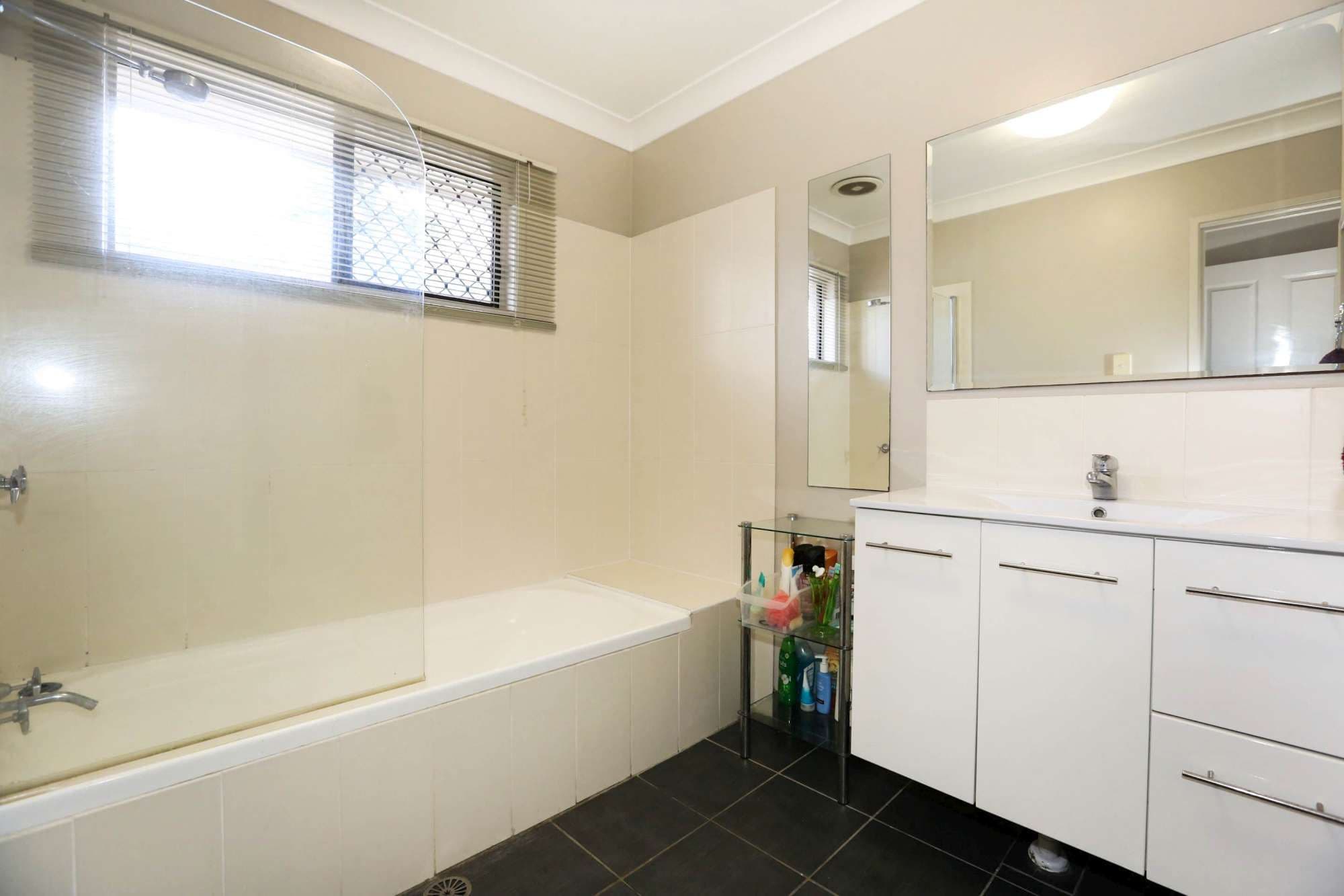 13 Yolanda Drive, ANNANDALE QLD 4814, Annandale - Thumbnail 4