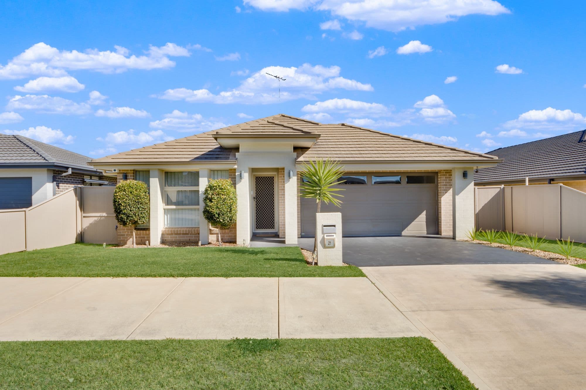 21 Delaware Street, Spring Farm - Image 1