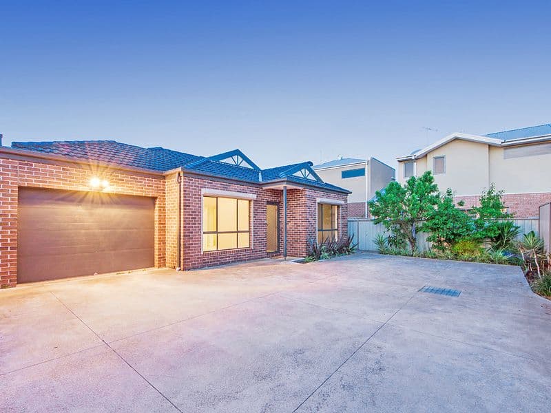 59 Caradon Drive, Truganina VIC 3029, Truganina - Thumbnail 2