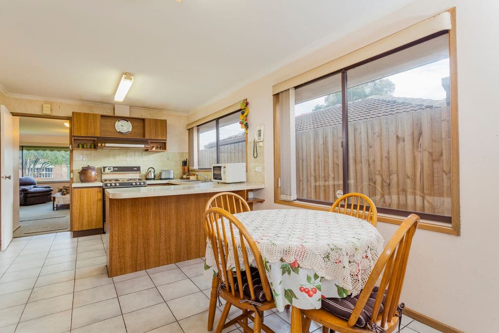 3 Trenton Parade, ST ALBANS PARK VIC 3219, St Albans Park - Thumbnail 3