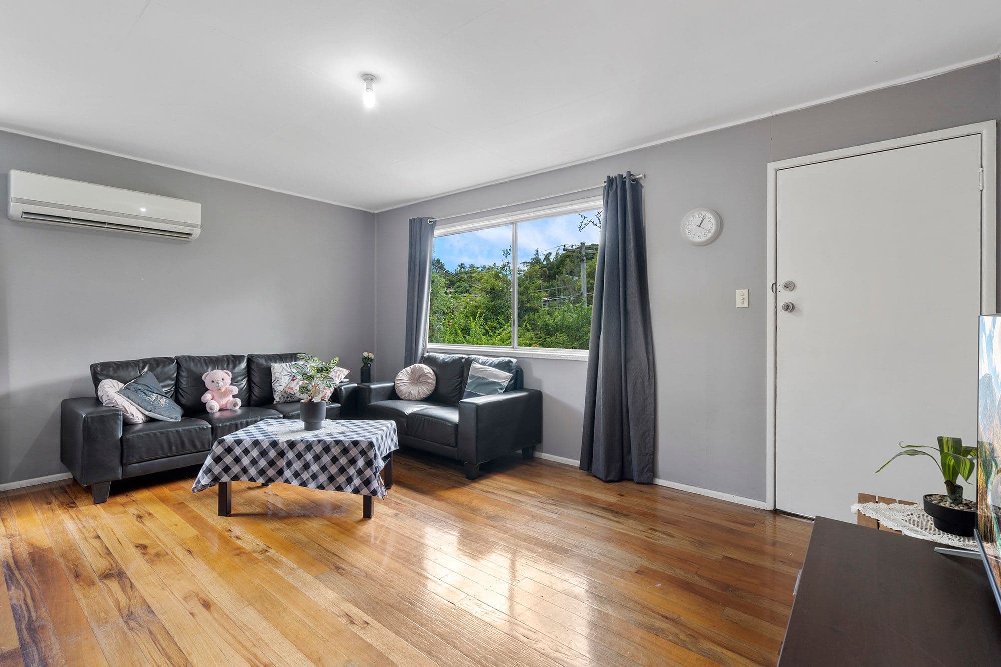 19 Claverton Street, Woodridge QLD 4114, Woodridge - Thumbnail 3