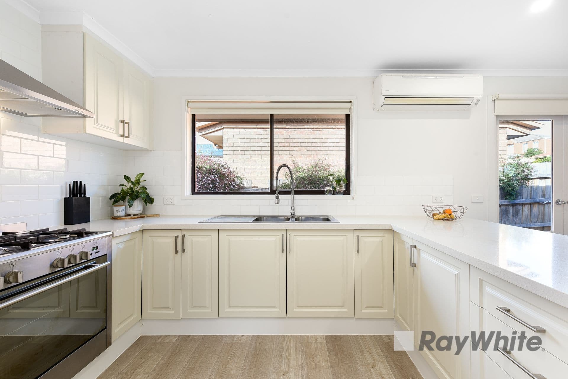 3 Janmara Court, Endeavour Hills VIC 3802, Endeavour Hills - Thumbnail 4