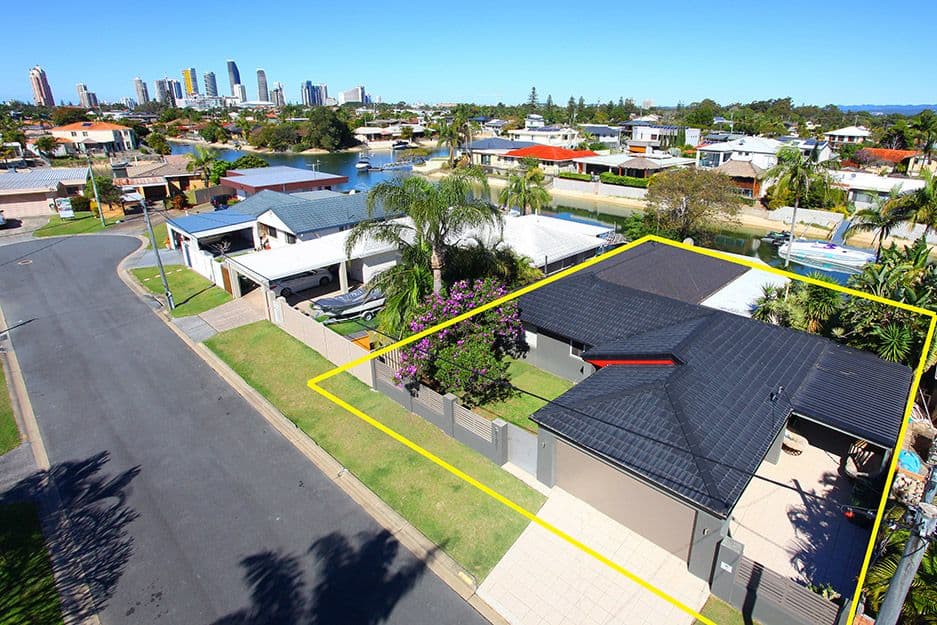 8 San Michele Court, Broadbeach Waters QLD 4218, Broadbeach Waters - Image 1
