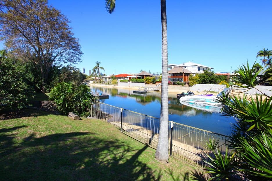 8 San Michele Court, Broadbeach Waters QLD 4218, Broadbeach Waters - Thumbnail 4