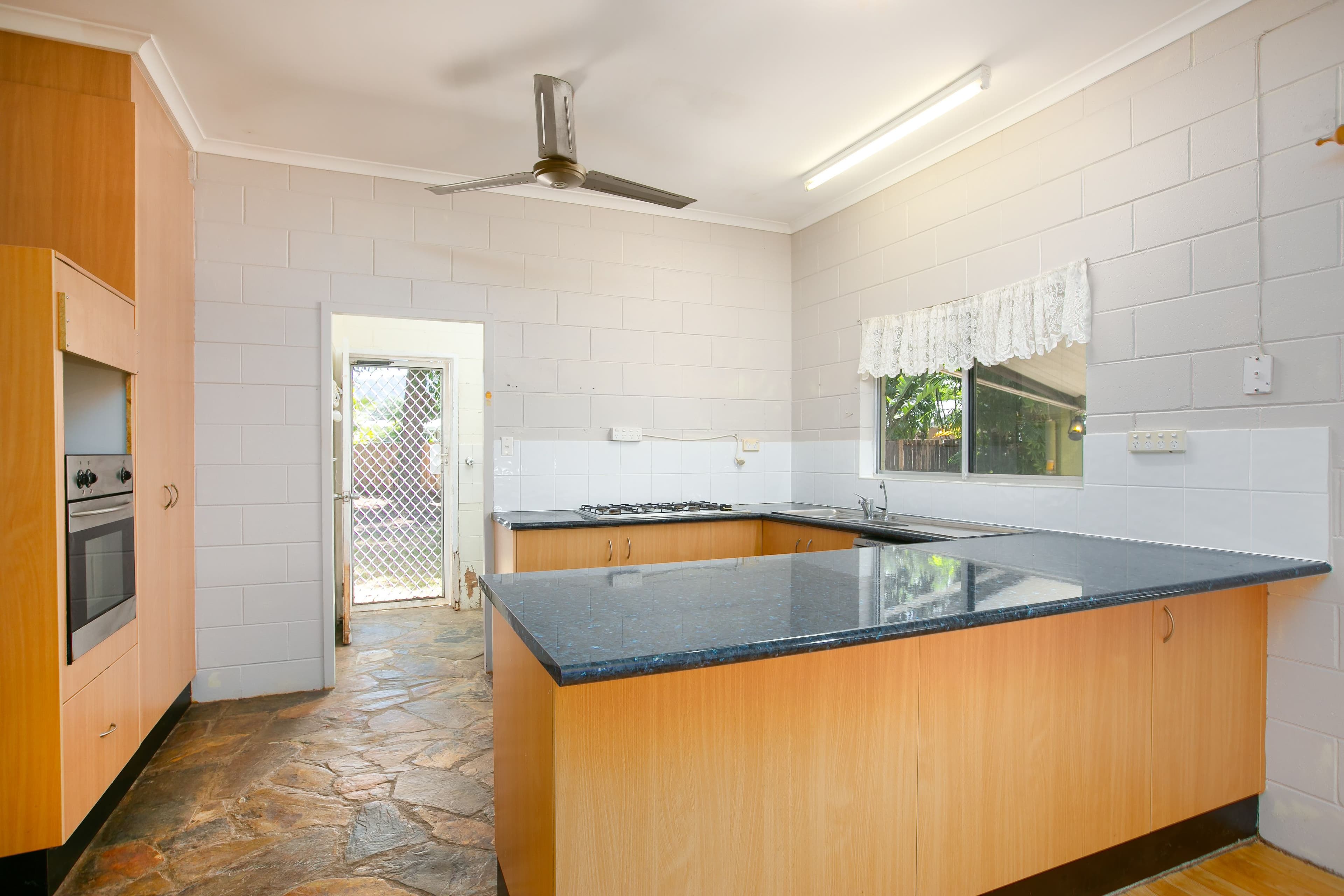 17 Hagen Close, Trinity Beach QLD 4879, Trinity Beach - Thumbnail 6