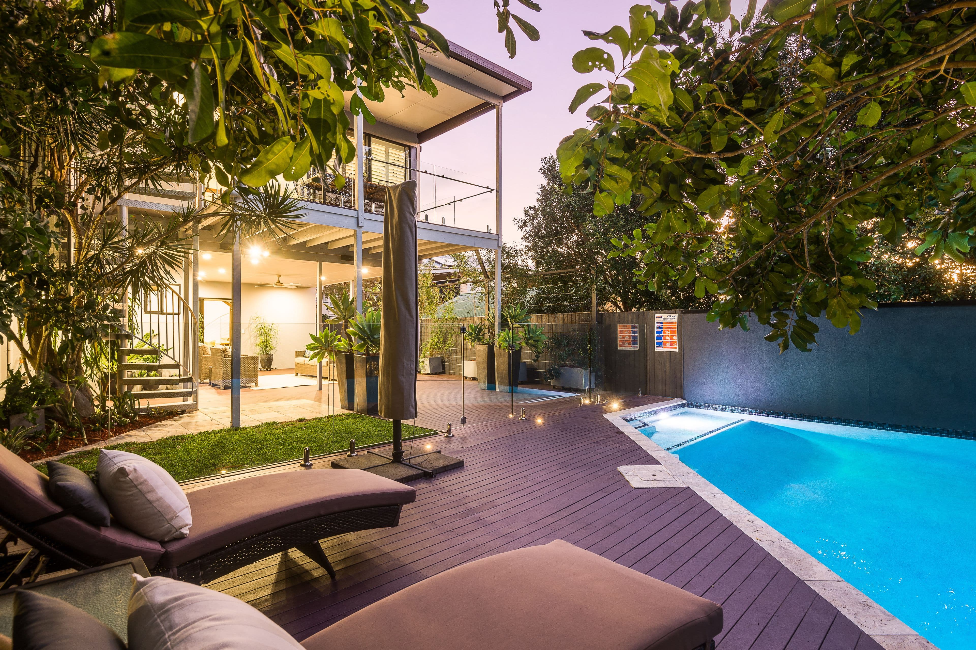77 Miles Street, Hawthorne QLD 4171, Hawthorne - Thumbnail 2
