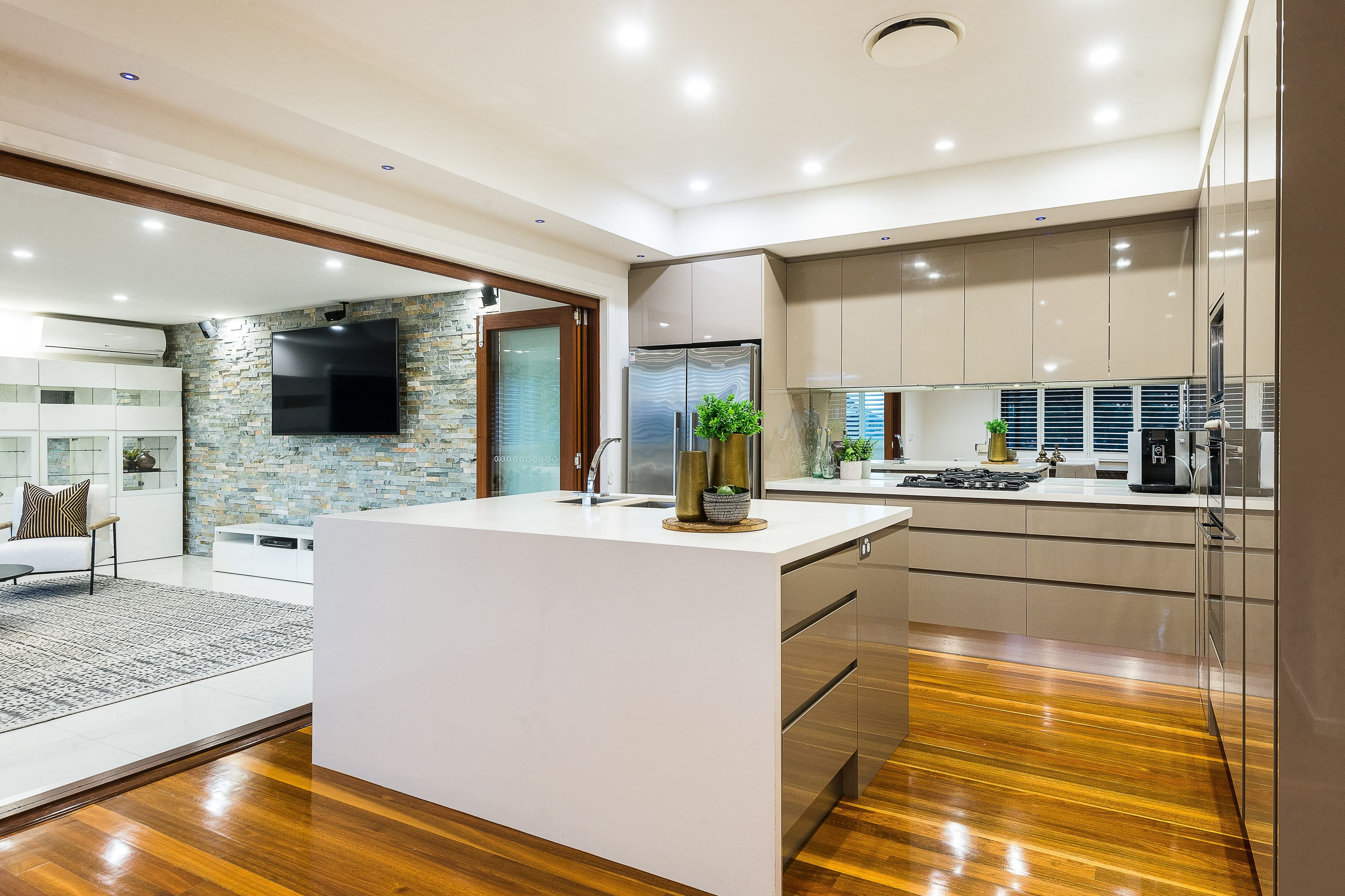 77 Miles Street, Hawthorne QLD 4171, Hawthorne - Thumbnail 8