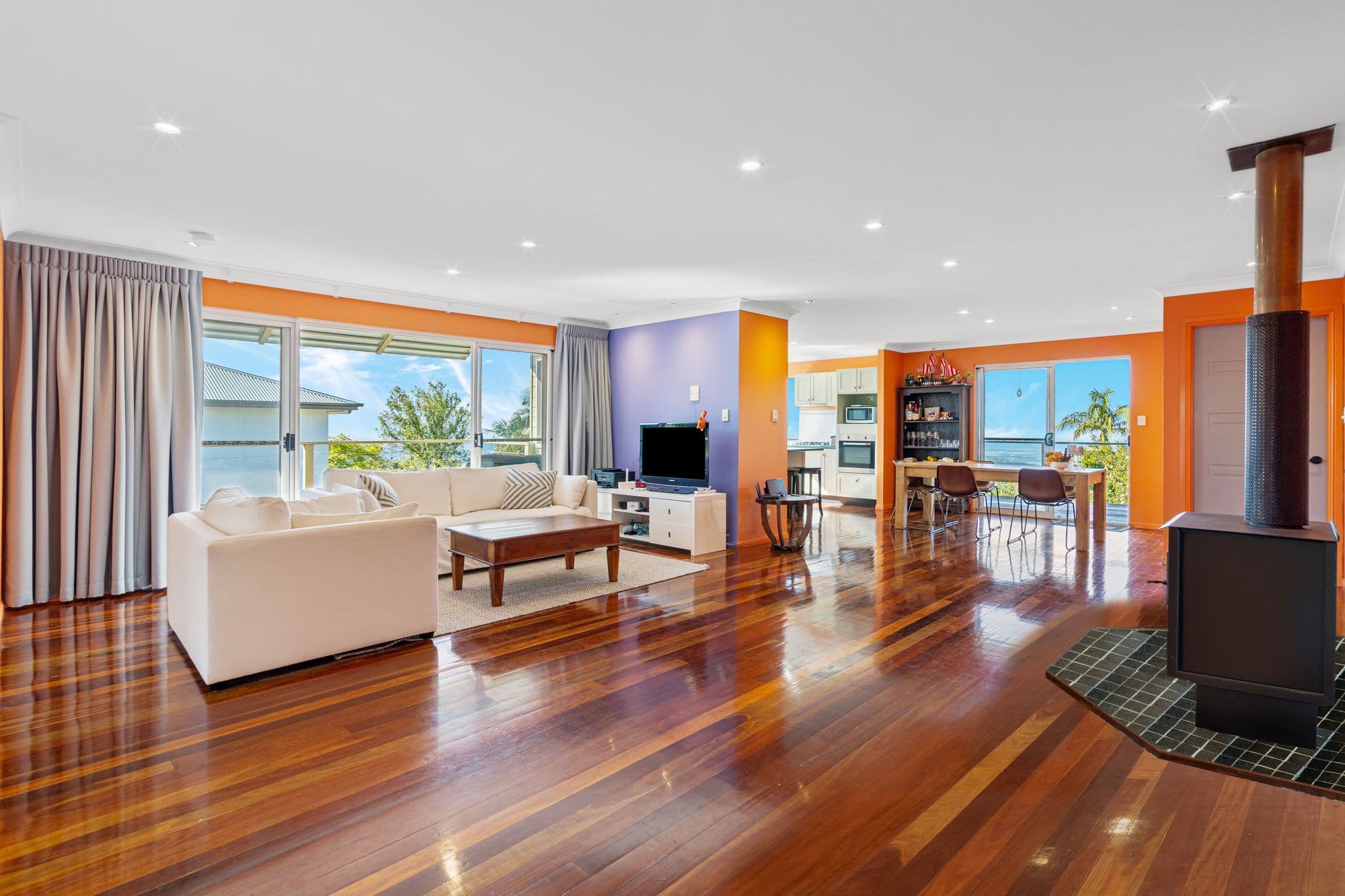 16 Paradise Drive, Tamborine Mountain QLD 4272, Tamborine Mountain - Thumbnail 2