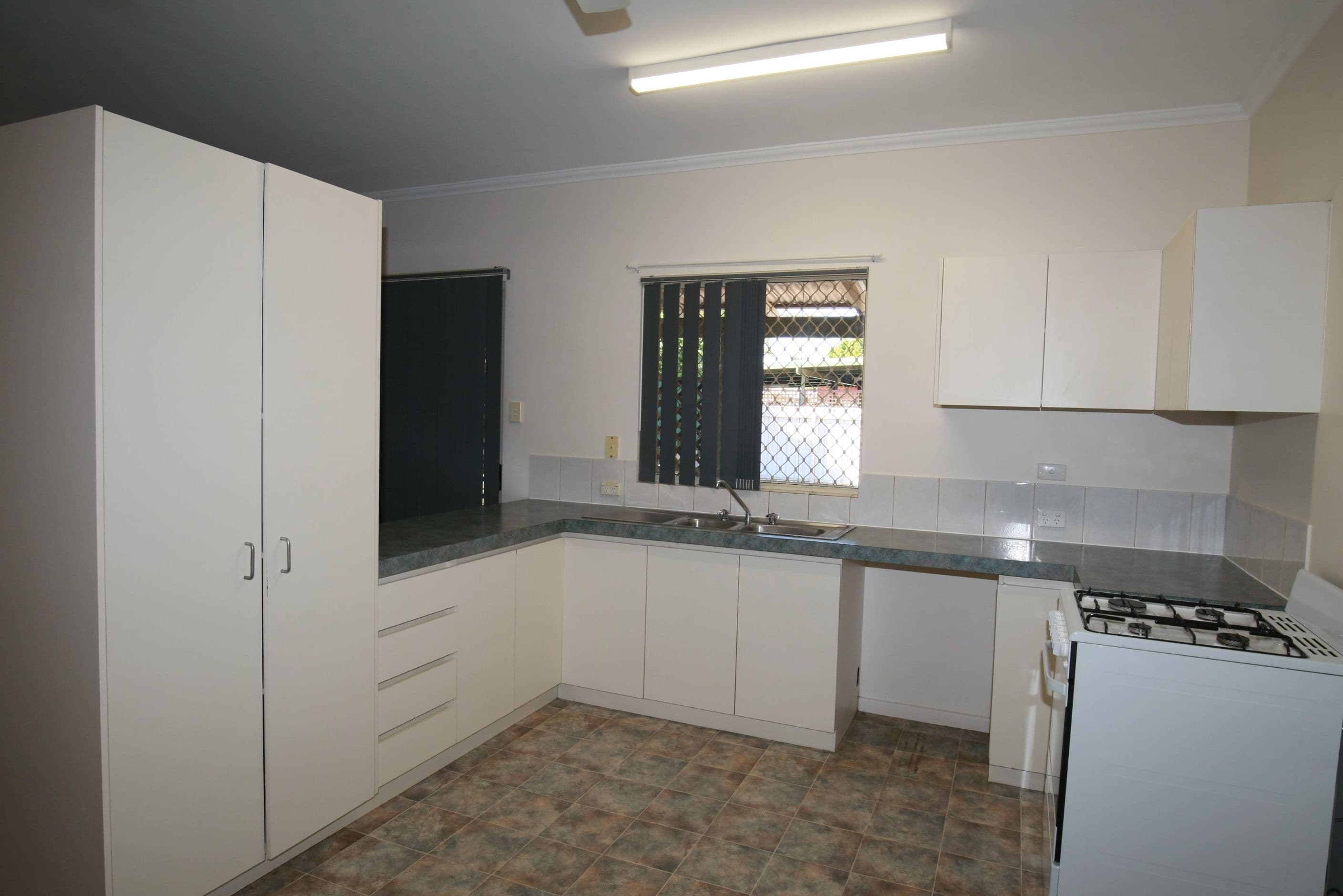 4 McCamey Loop, Baynton WA 6714, Baynton - Thumbnail 2