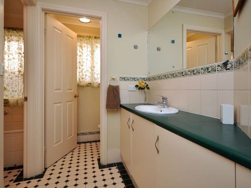 30 Moorfield Mw, ABERFOYLE PARK SA 5159, Aberfoyle Park - Thumbnail 7