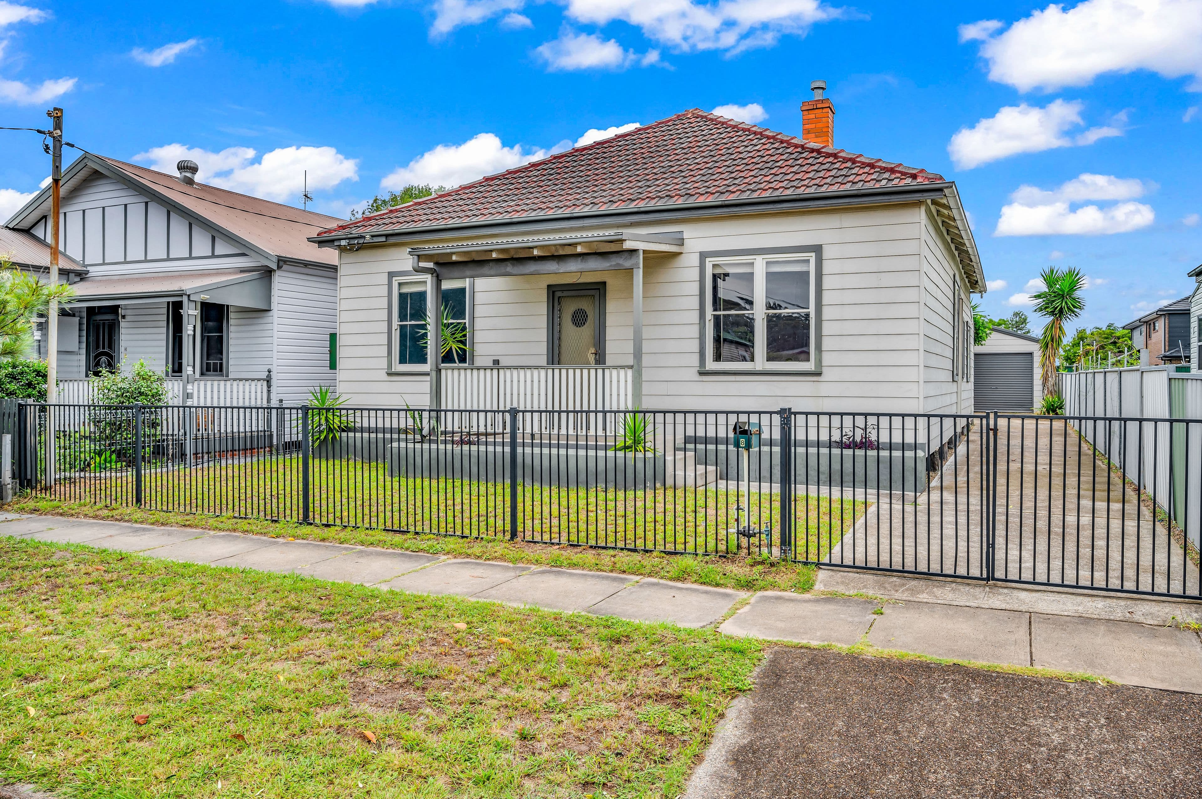8 Henson Avenue, Mayfield East NSW 2304, Mayfield East - Image 1
