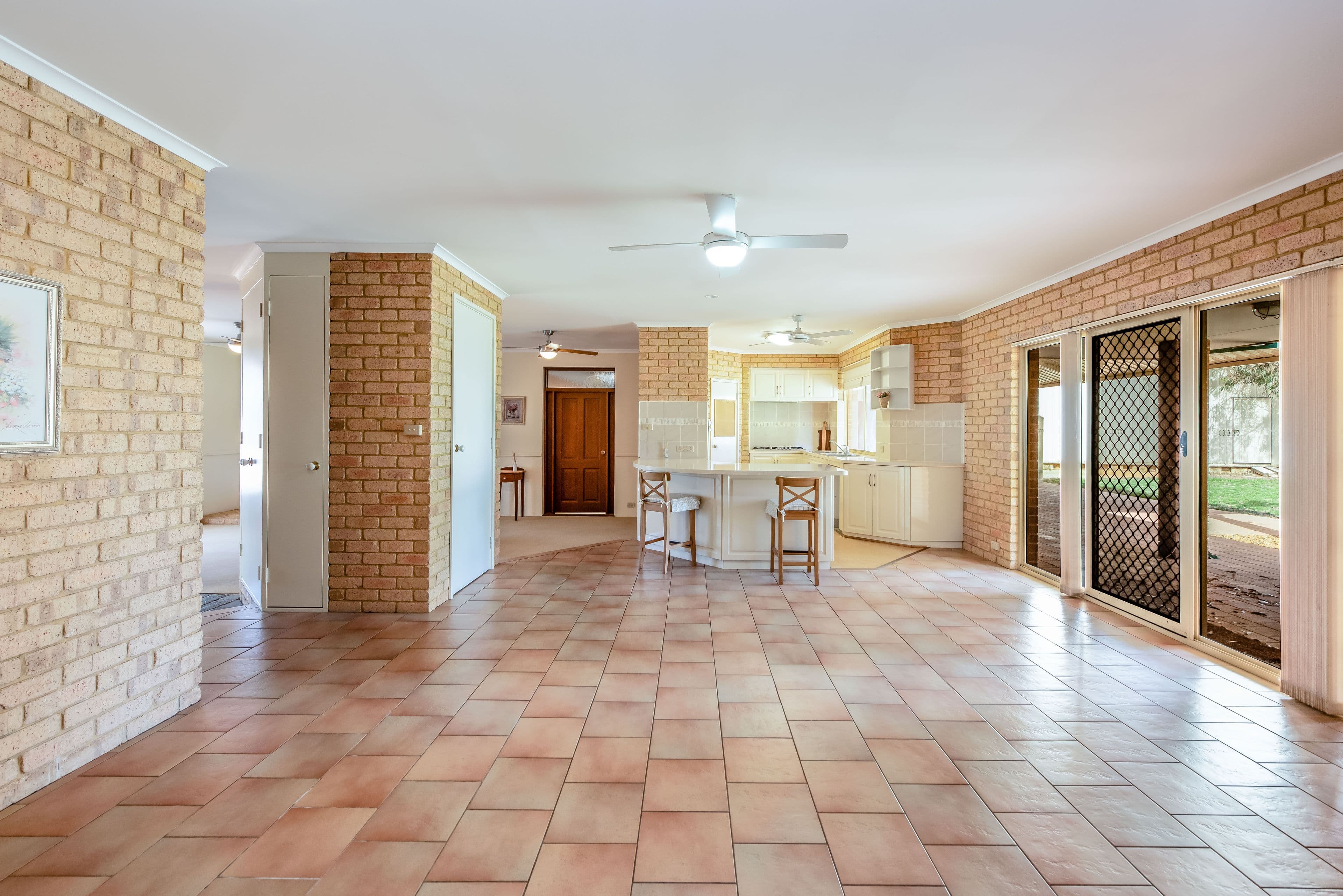 8 Calythrix Court, Strathalbyn WA 6530, Strathalbyn - Thumbnail 3