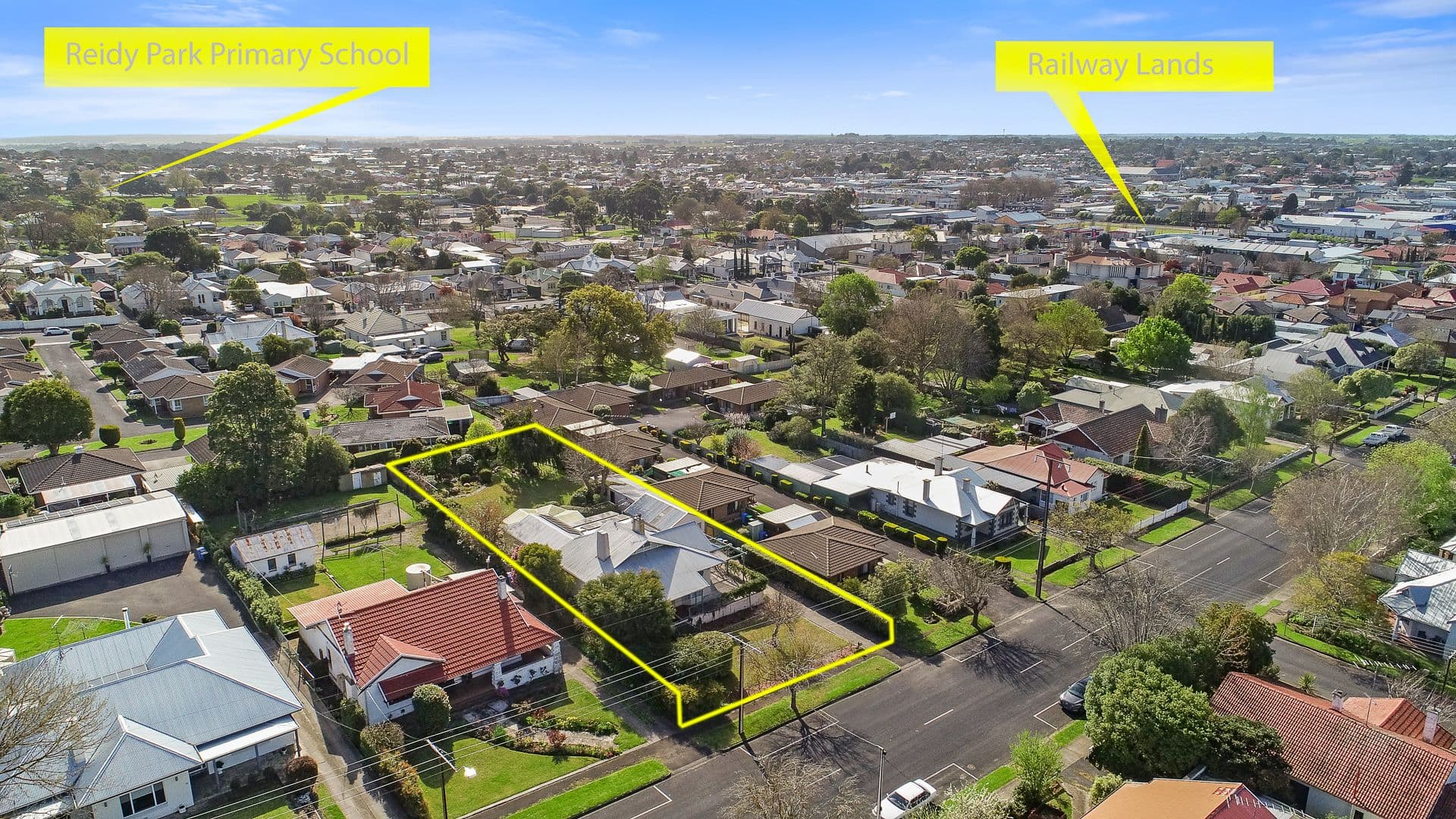 62 Ferrers Street, Mount Gambier SA 5290, Mount Gambier - Thumbnail 3