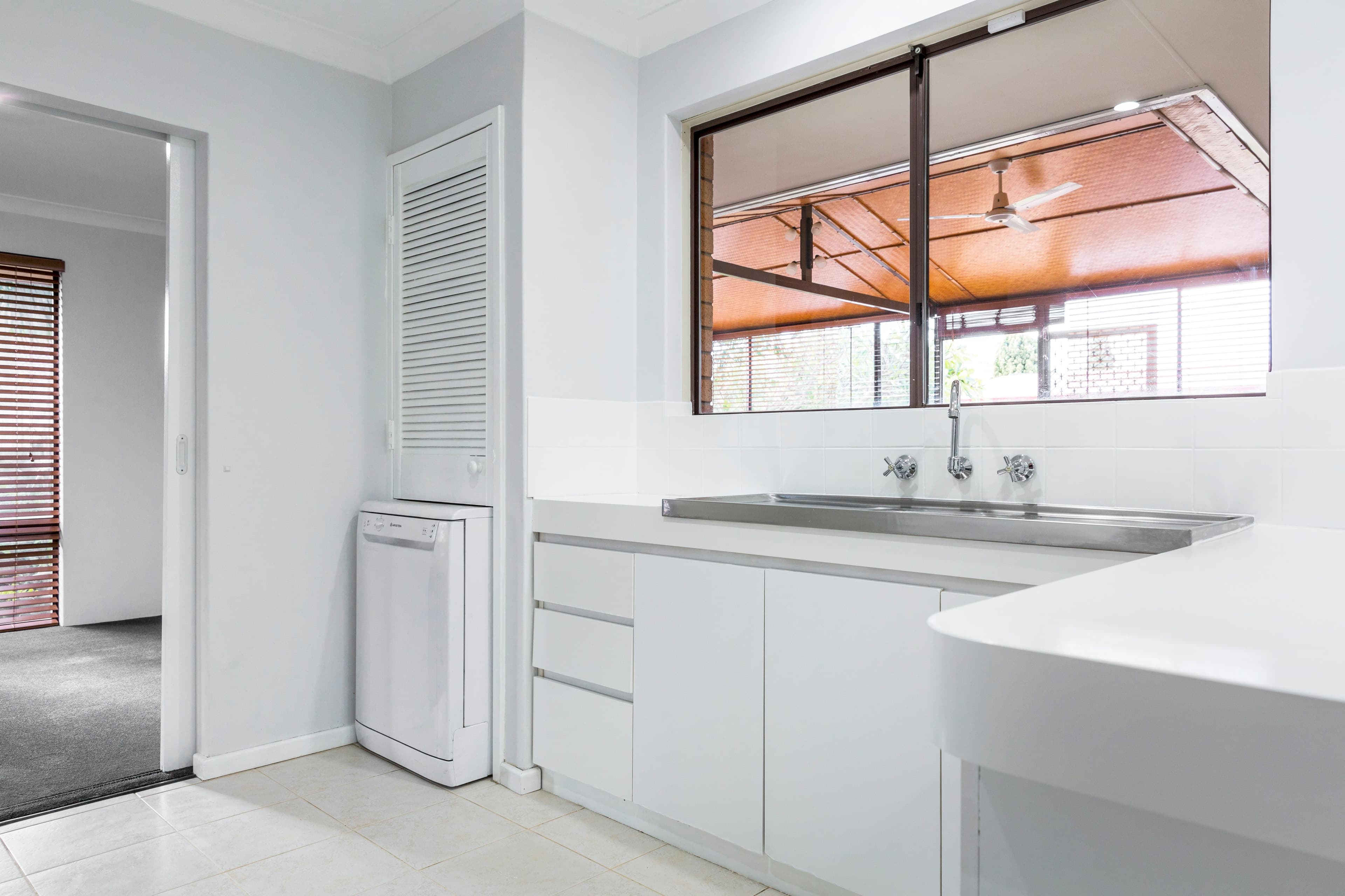 49 Anglesey Drive, Kardinya WA 6163, Kardinya - Thumbnail 6