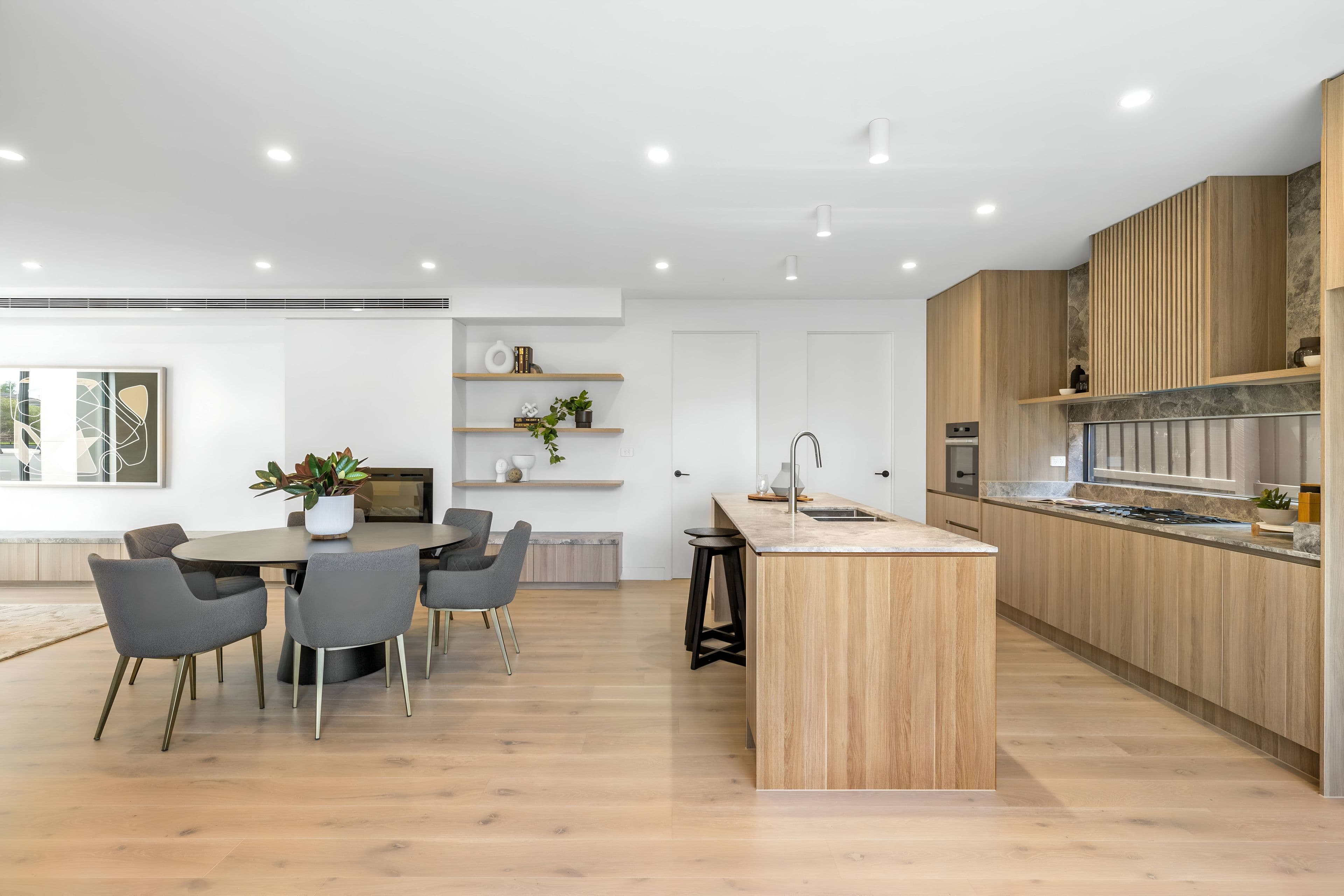 10 Baylon Street, Bentleigh VIC 3204, Bentleigh - Thumbnail 2