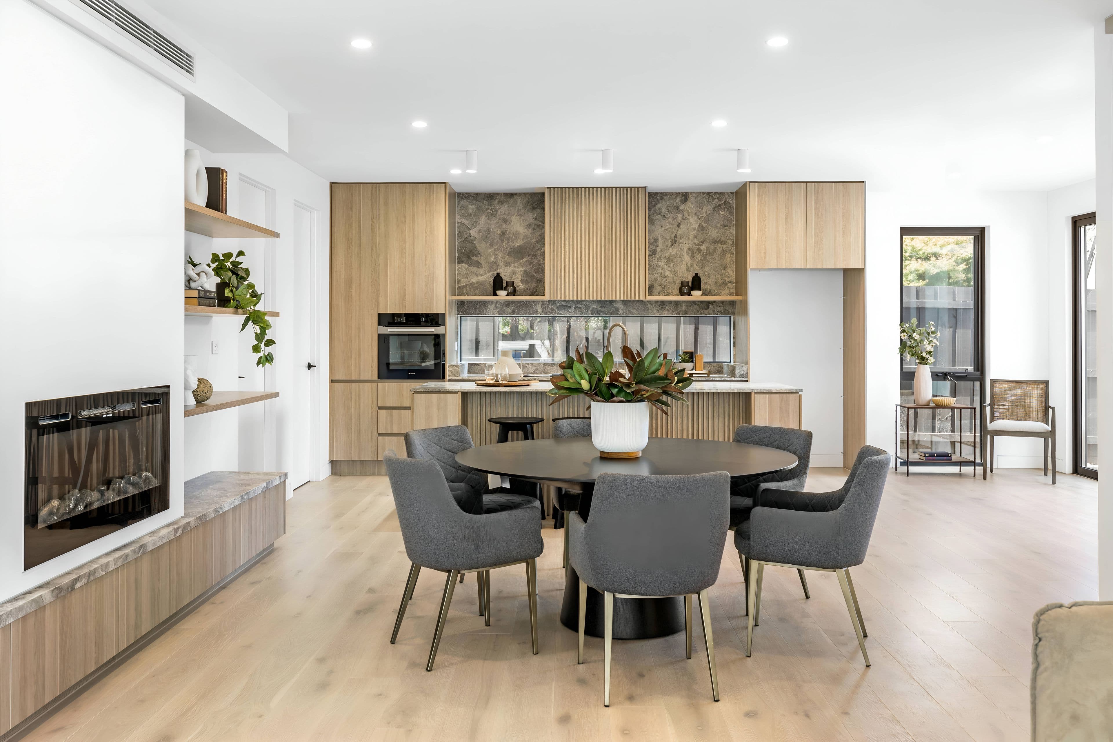 10 Baylon Street, Bentleigh VIC 3204, Bentleigh - Thumbnail 3