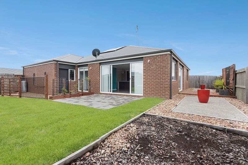 14 McKenna Street, Bannockburn VIC 3331, Bannockburn - Thumbnail 3