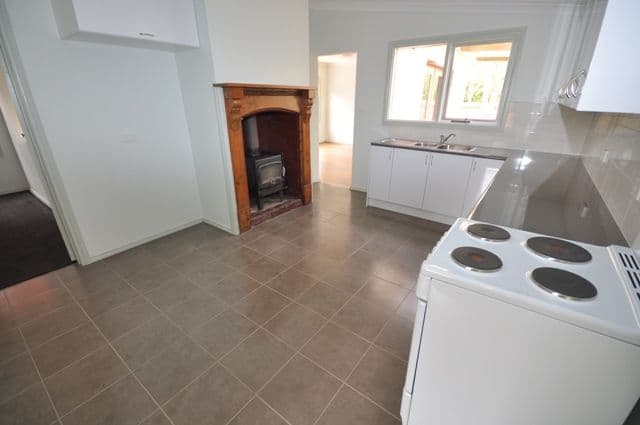 16 Dundas Street, INVERLEIGH VIC 3321, Inverleigh - Thumbnail 2