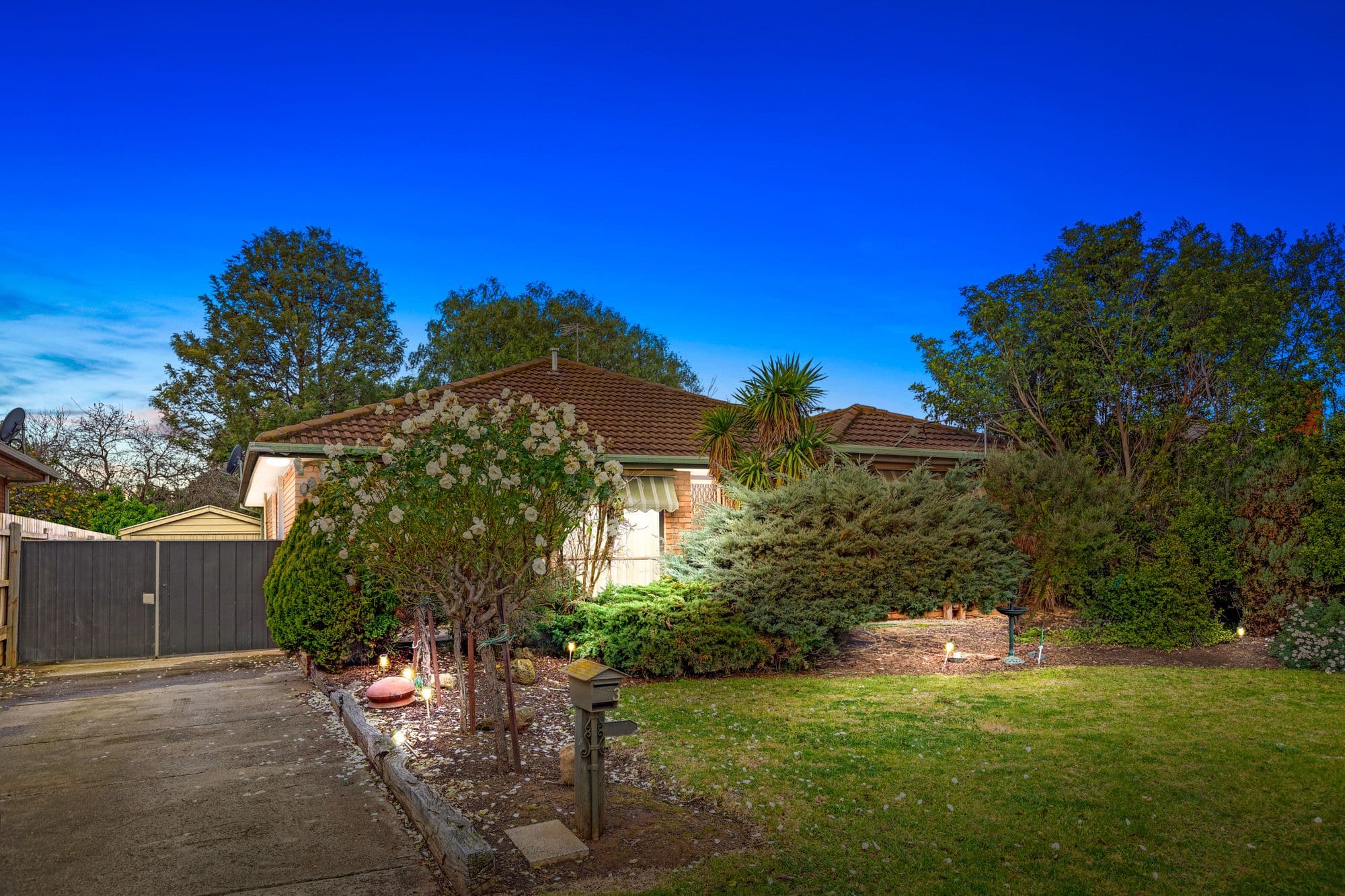 3 Leigh Street, Werribee VIC 3030, Werribee - Thumbnail 2